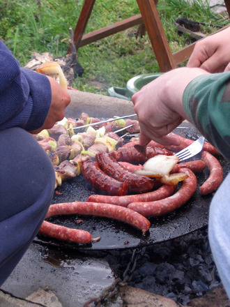 Kyläyhteisön grillijuhlat